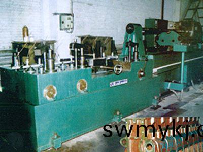 柴油機(jī)缸體凸輪軸孔精鉸組合機(jī)床